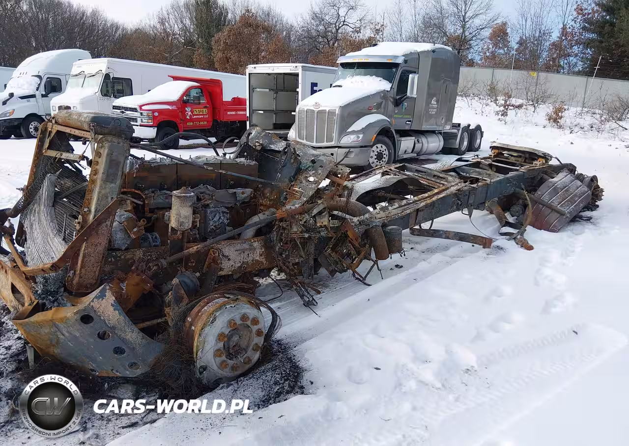 1996 Freightliner Conventional Fld120