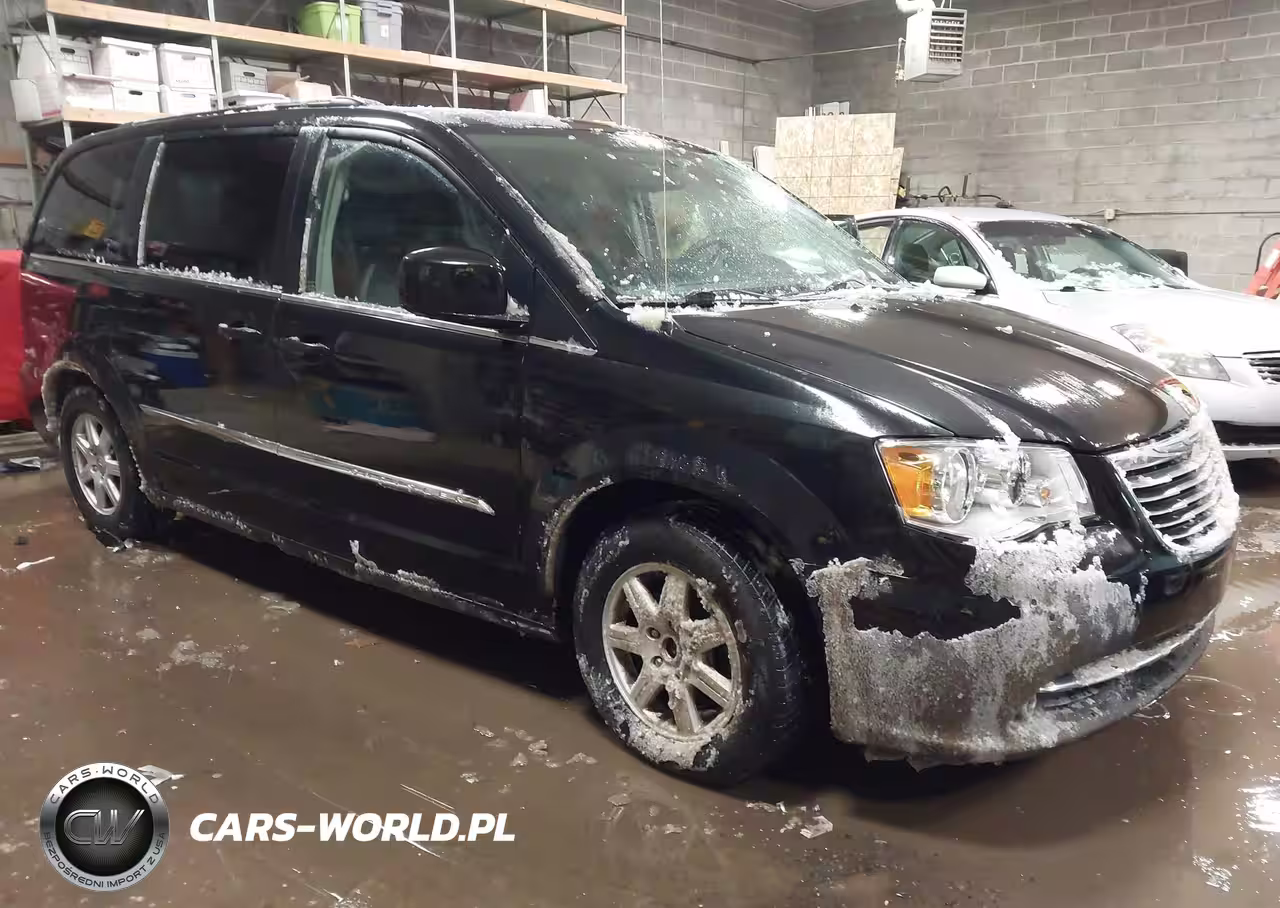 2012 Chrysler Town & Country Touring