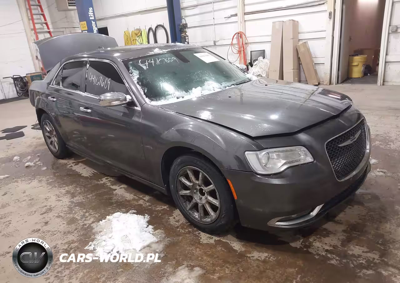 2016 Chrysler 300C