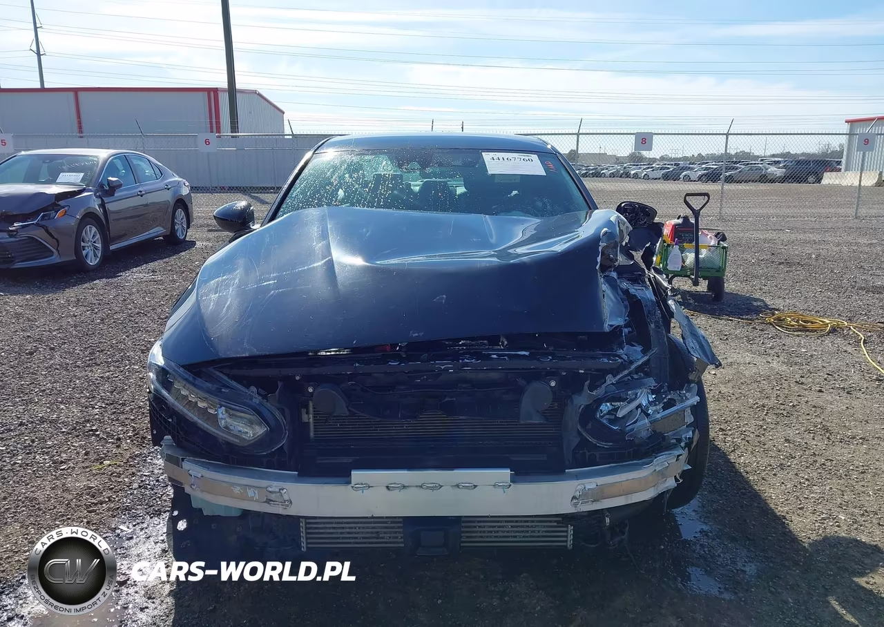 2019 Honda Accord Sport VIN:1HGCV1F39KA038508 - 13