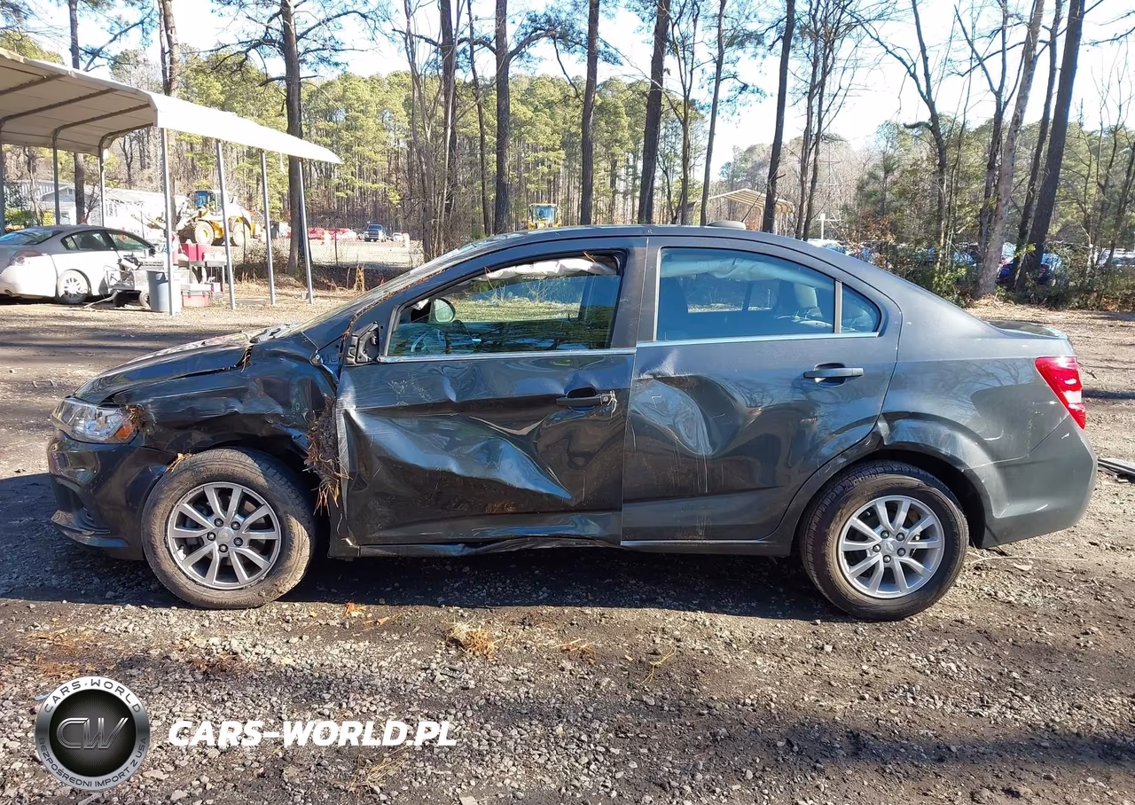 2019 Chevrolet Sonic Lt Auto VIN:1G1JD5SB5K4135614 - 6