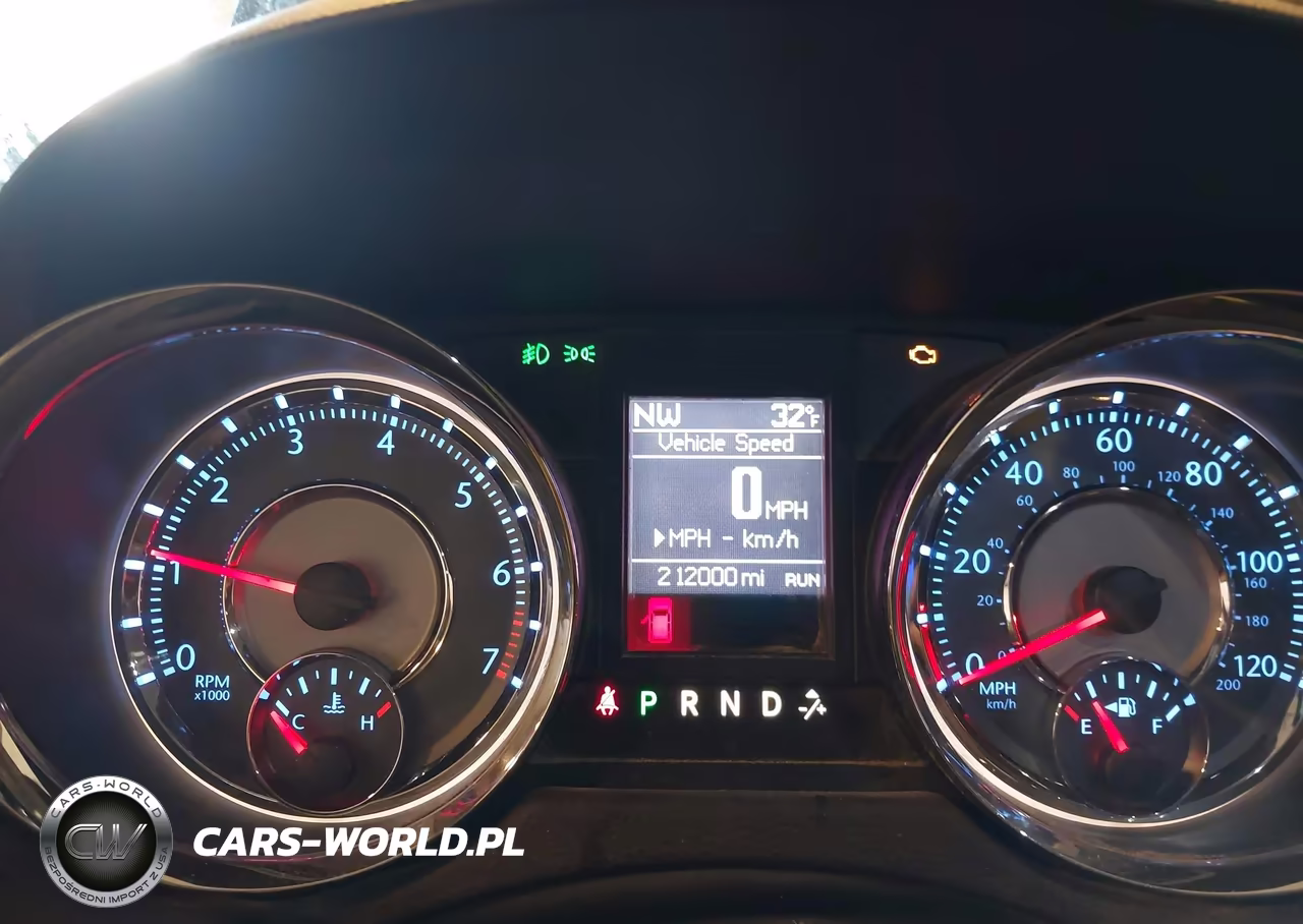 2014 Chrysler Town & Country Touring VIN:2C4RC1BG5ER395496 - 7