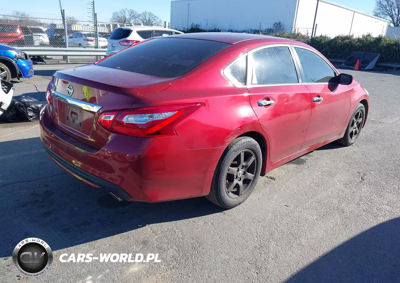 2016 Nissan Altima 2.5 S VIN:1N4AL3AP2GC142180 - 4