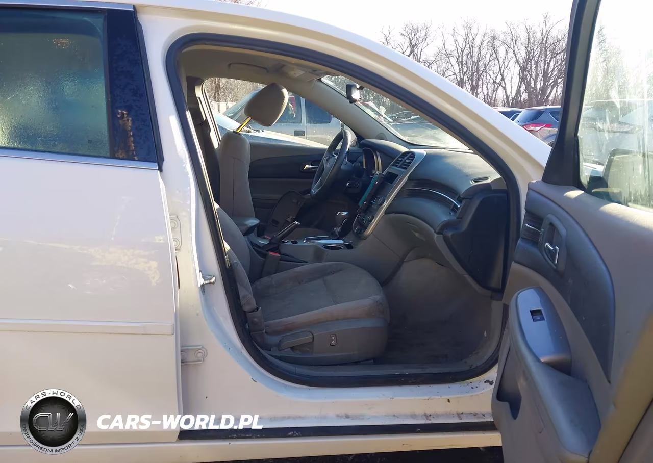 2015 Chevrolet Malibu Ls VIN:1G11B5SL5FF255759 - 5