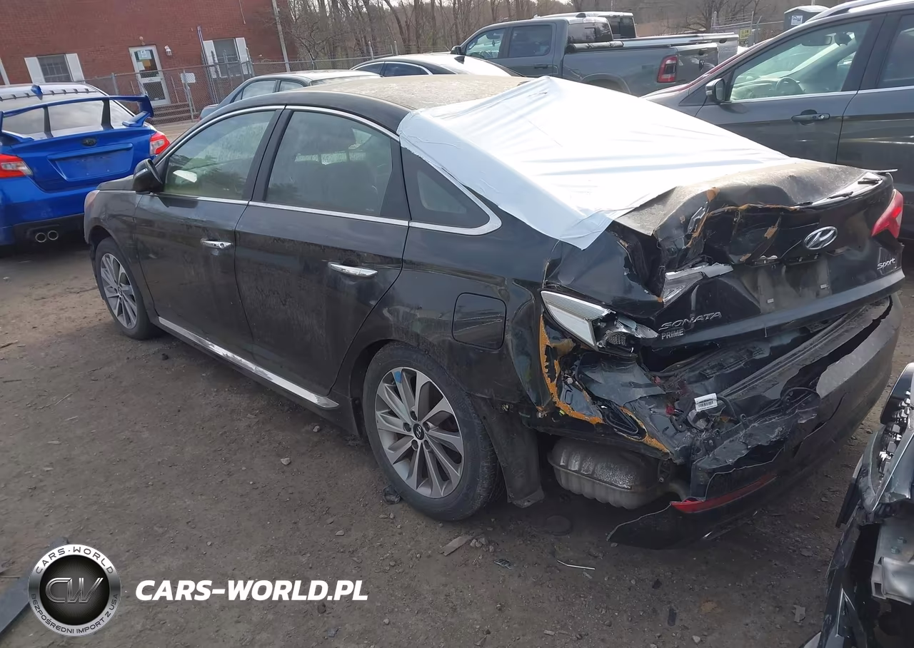 2017 Hyundai Sonata Sport VIN:5NPE34AF2HH553867 - 3