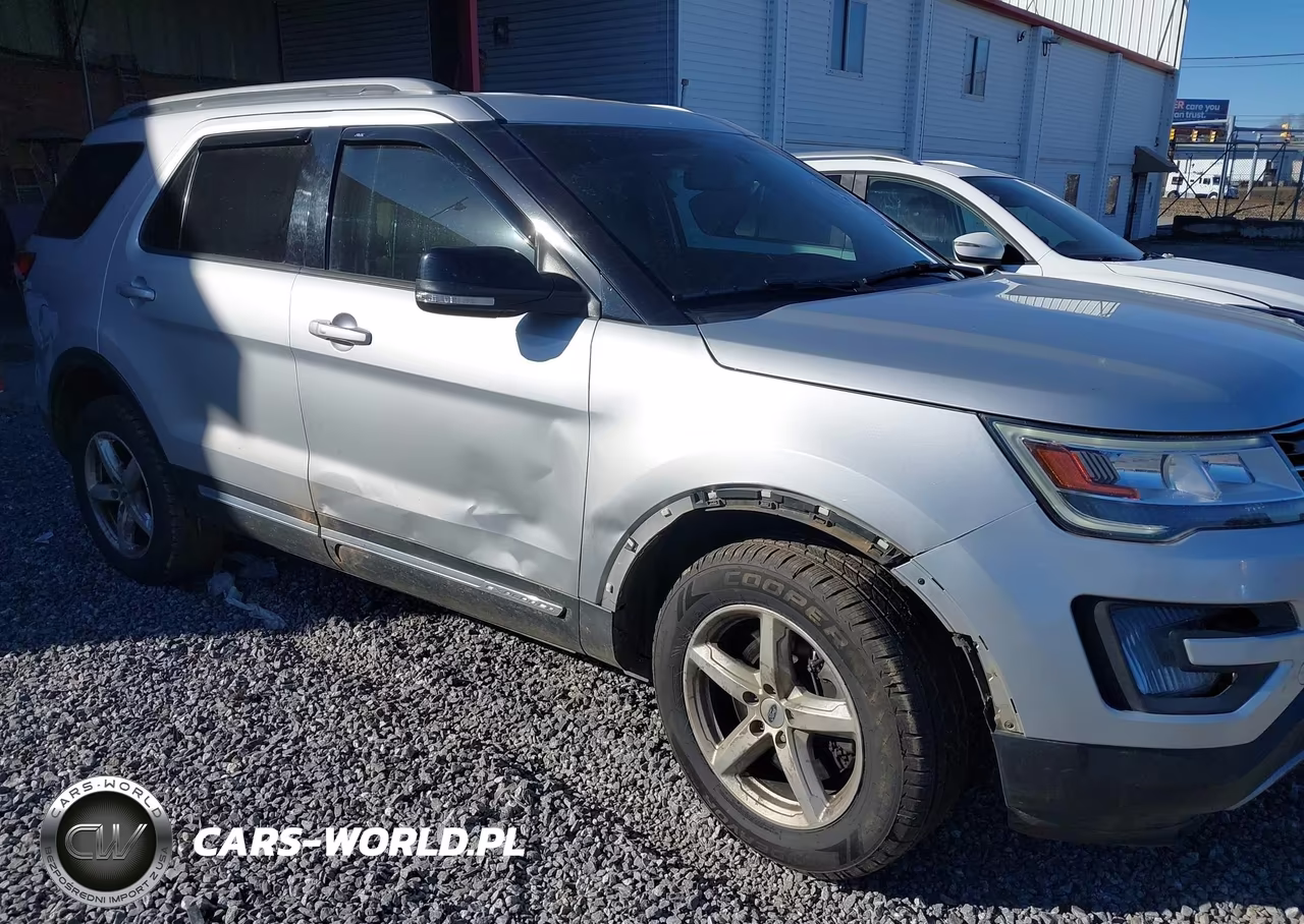 2017 Ford Explorer Xlt VIN:1FM5K8D89HGD35092 - 6