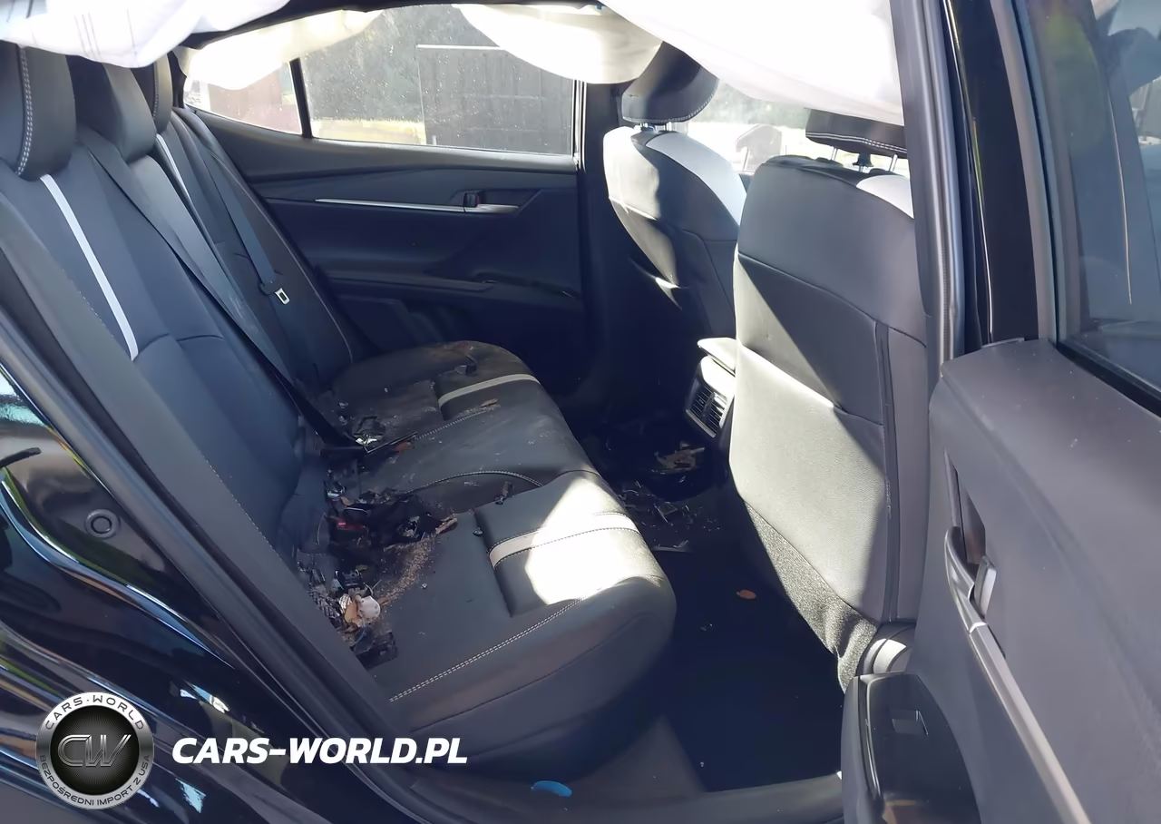 2026 Toyota Camry Se VIN:4T1DAACK8TU654996 - 8