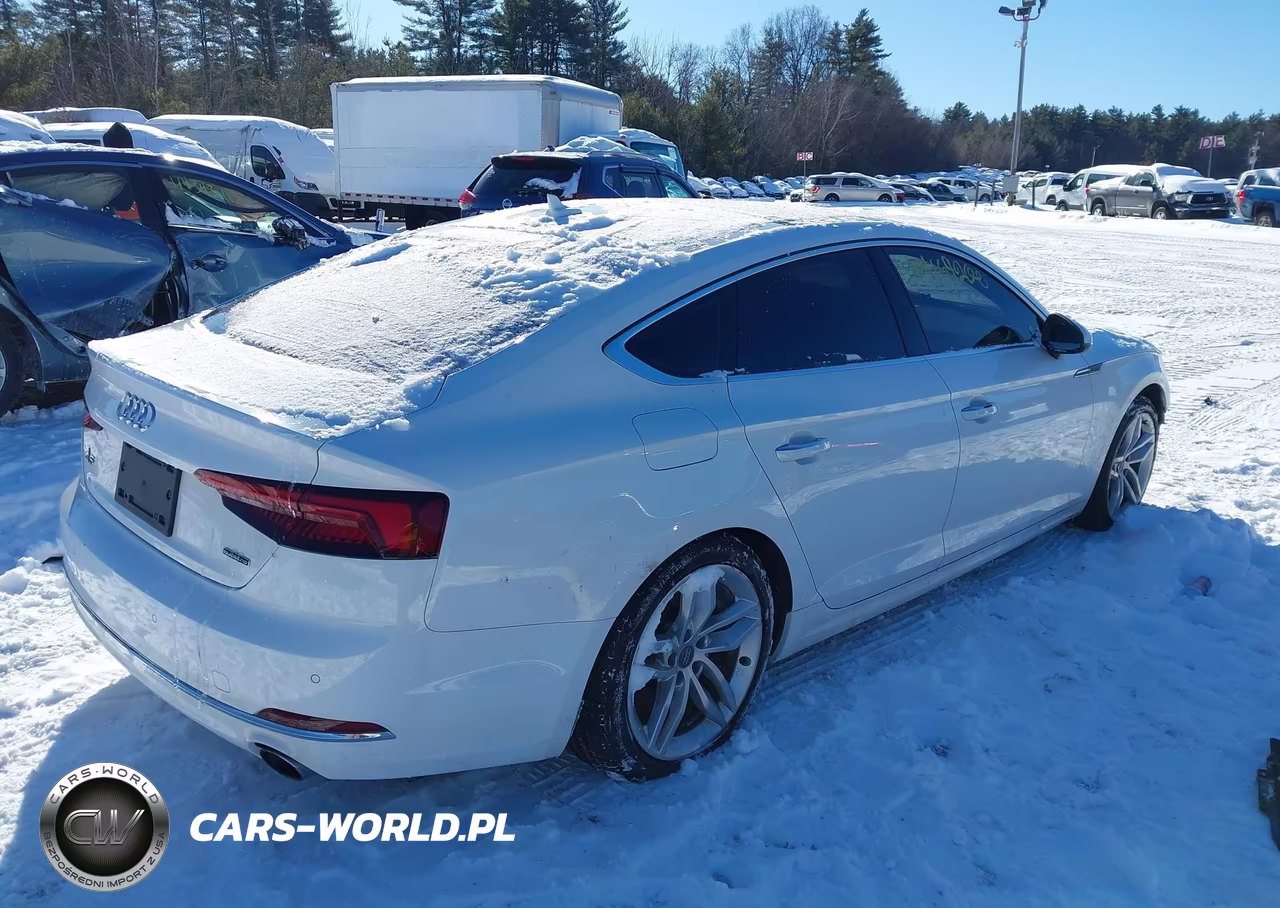 2019 Audi A5 45 Premium VIN:WAUBNCF50KA079159 - 4