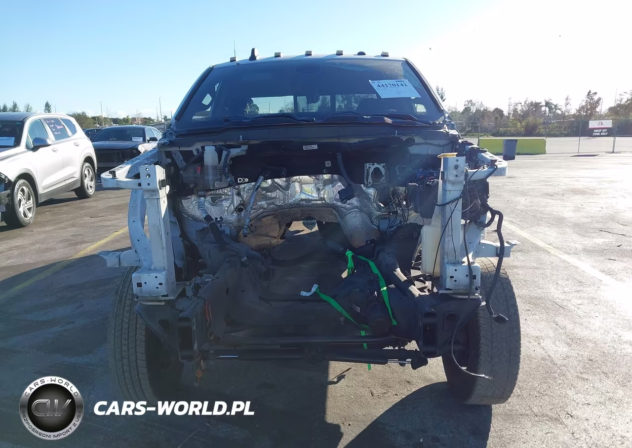 2021 Ram 3500 Laramie 4X4 8' Box VIN:3C63RRJL7MG624872 - 13