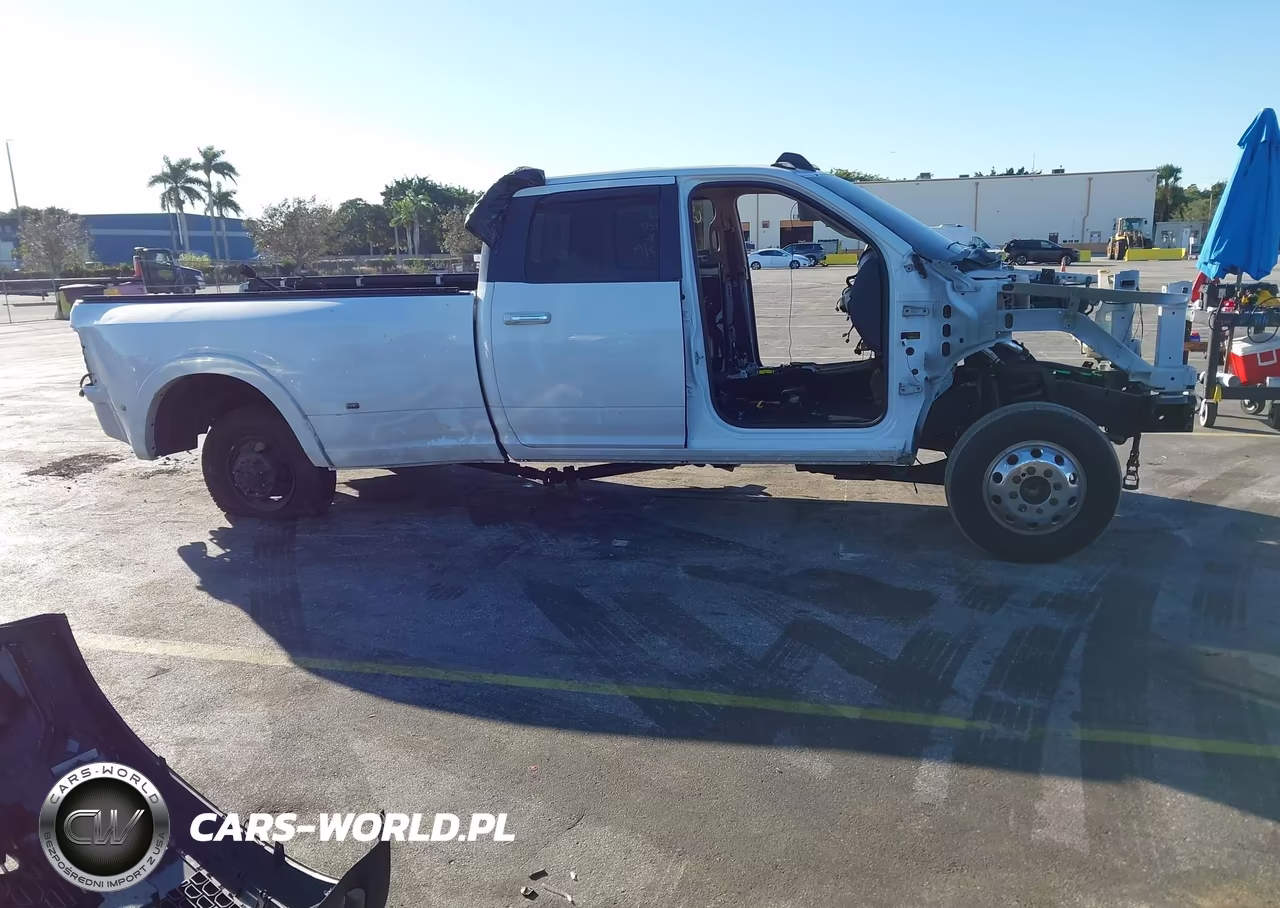 2021 Ram 3500 Laramie 4X4 8' Box VIN:3C63RRJL7MG624872 - 14