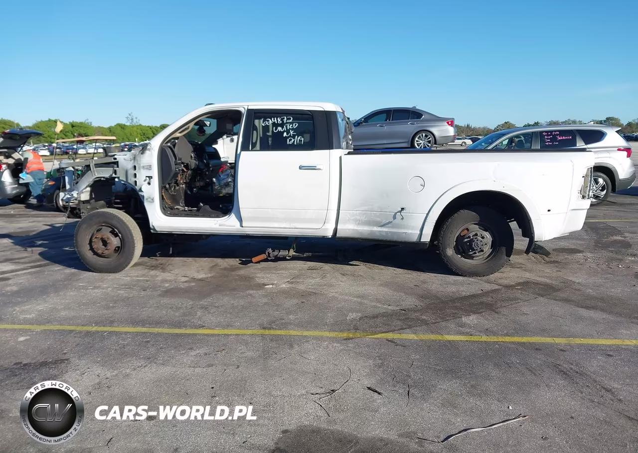 2021 Ram 3500 Laramie 4X4 8' Box VIN:3C63RRJL7MG624872 - 15
