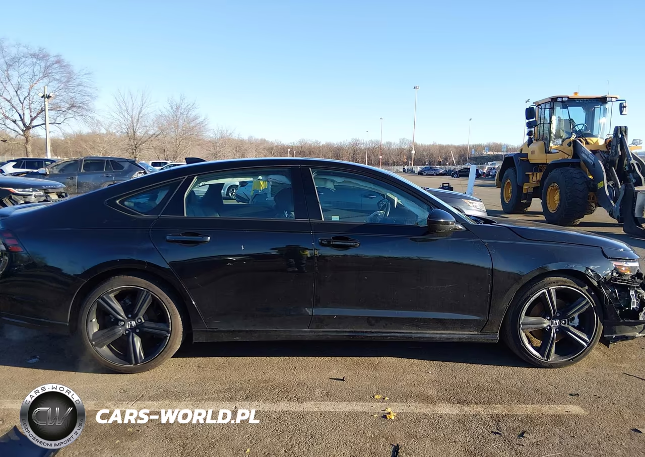 2024 Honda Accord Hybrid Sport-L VIN:1HGCY2F78RA063443 - 13