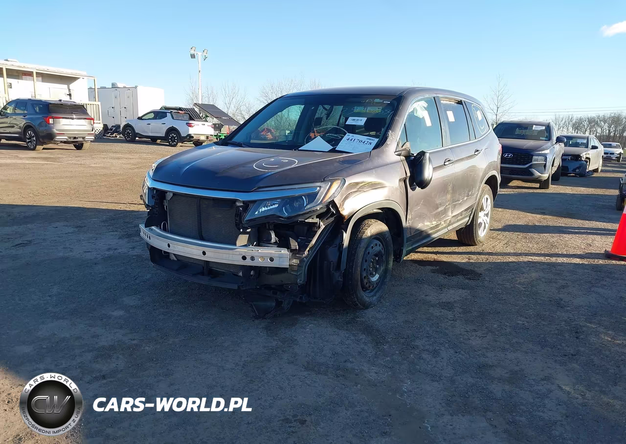 2017 Honda Pilot Lx VIN:5FNYF6H15HB064484 - 2