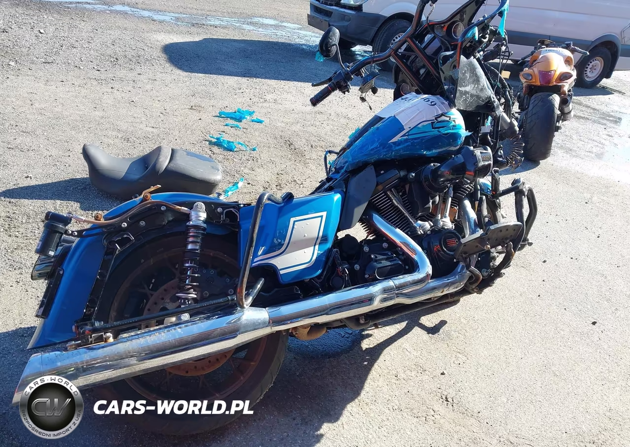 2023 Harley-Davidson Fltrxst VIN:1HD1ACL14PB646324 - 4