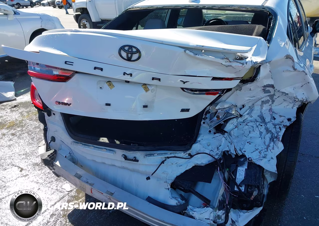 2025 Toyota Camry Se VIN:4T1DAACK5SU514127 - 16