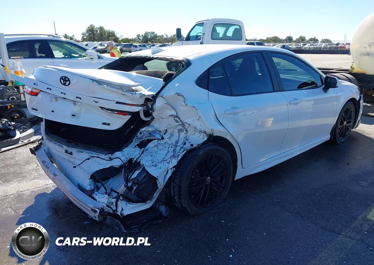 2025 Toyota Camry Se VIN:4T1DAACK5SU514127 - 4