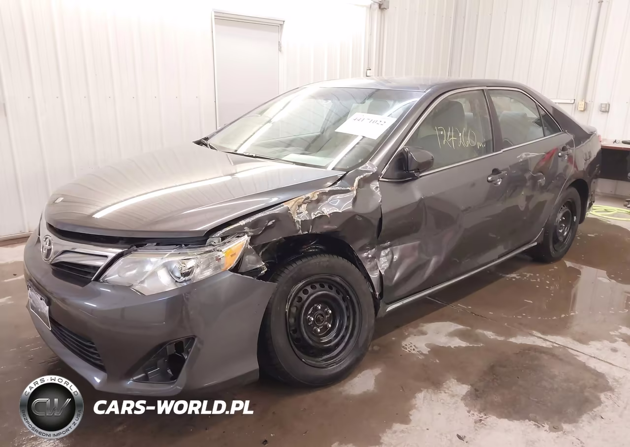 2014 Toyota Camry Le VIN:4T4BF1FK2ER400343 - 6