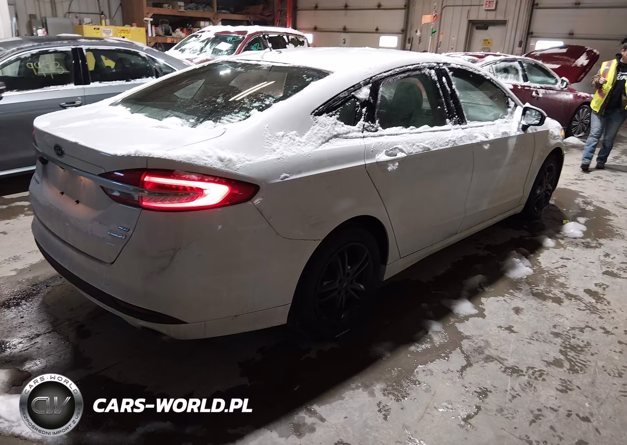2018 Ford Fusion Se VIN:3FA6P0HD1JR186863 - 4