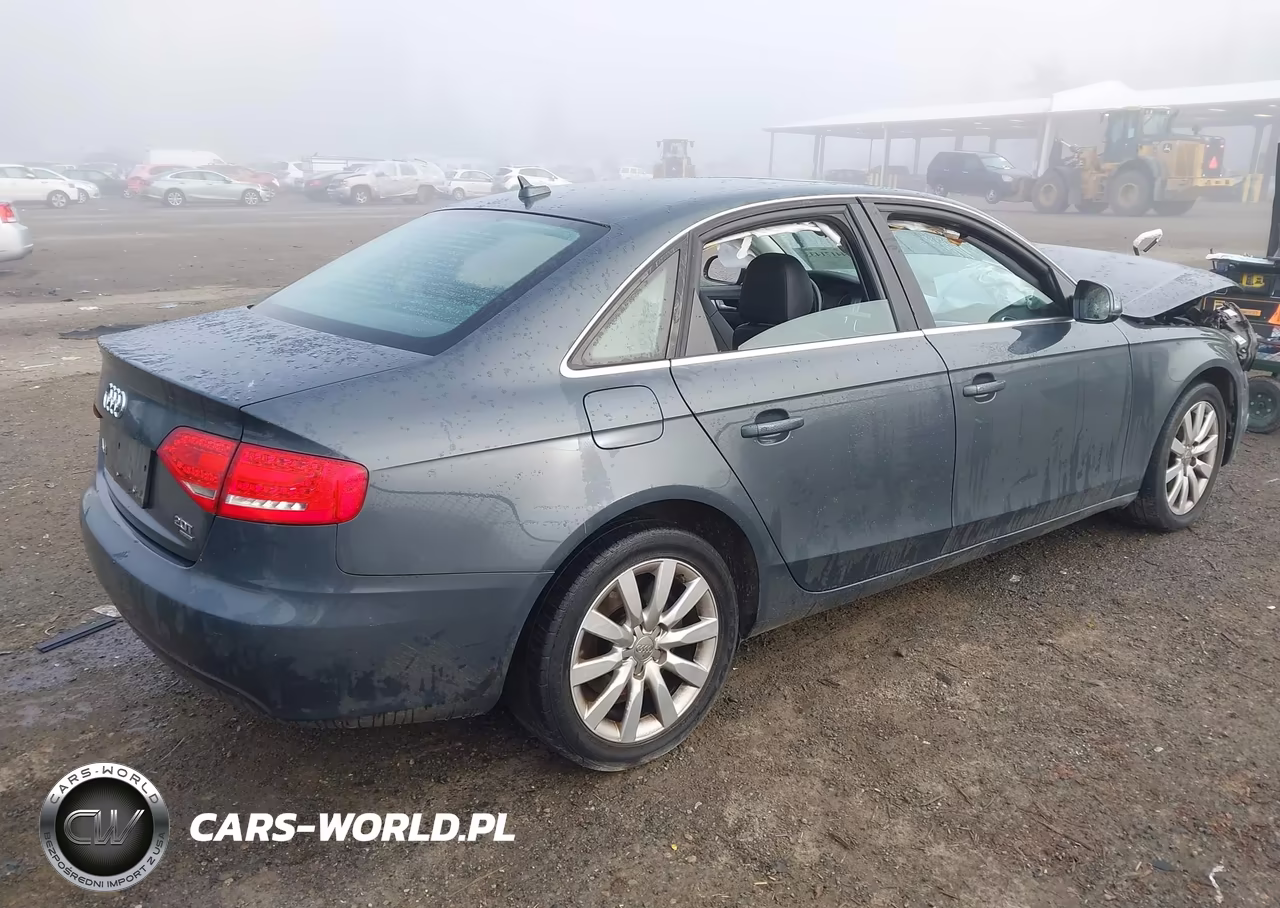 2010 Audi A4 2.0T Premium VIN:WAUFFAFL6AN004779 - 4