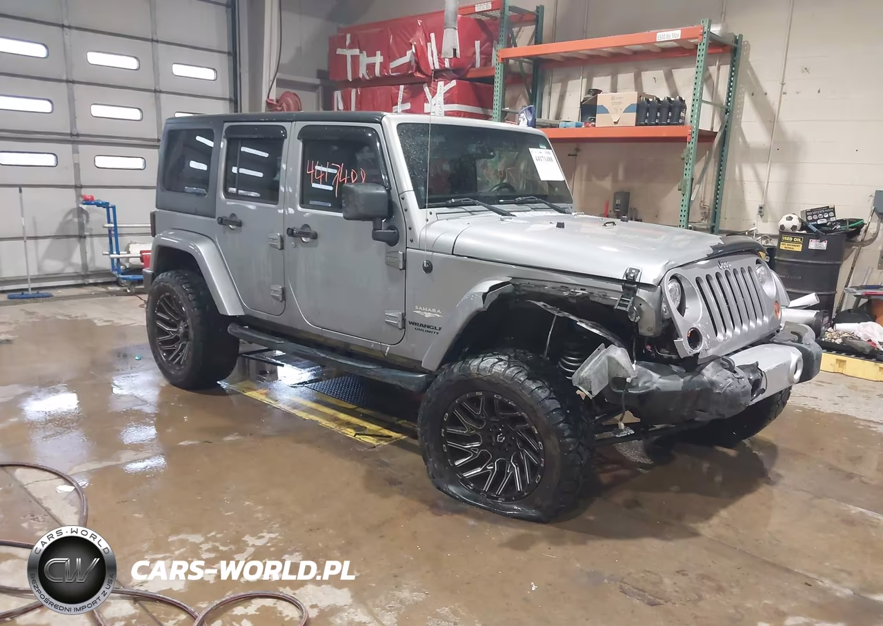 2013 Jeep Wrangler Unlimited Sahara