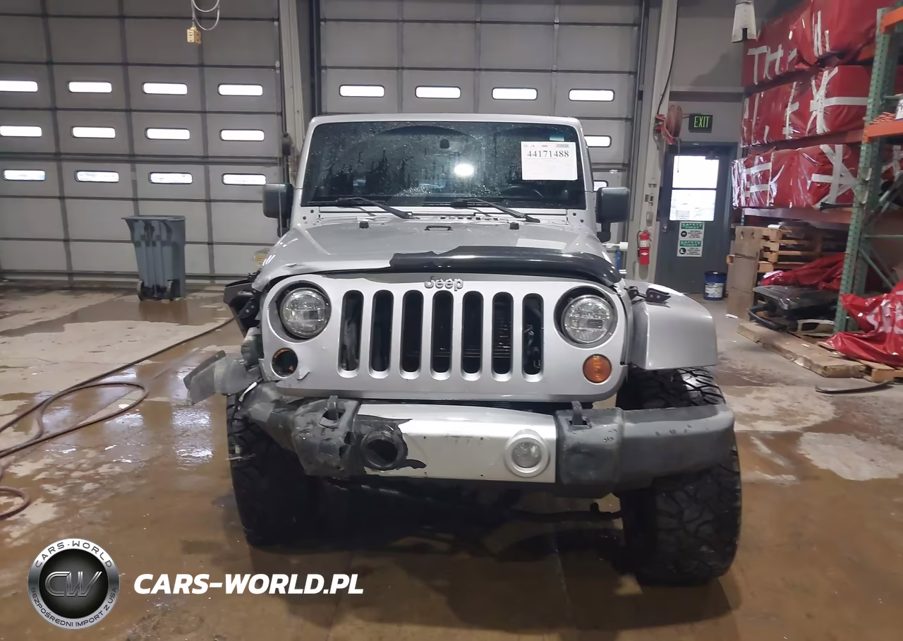 2013 Jeep Wrangler Unlimited Sahara VIN:1C4BJWEG1DL653553 - 12