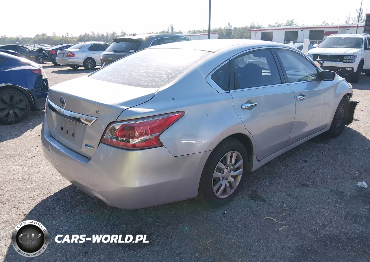 2013 Nissan Altima 2.5 S VIN:1N4AL3AP7DN527833 - 4