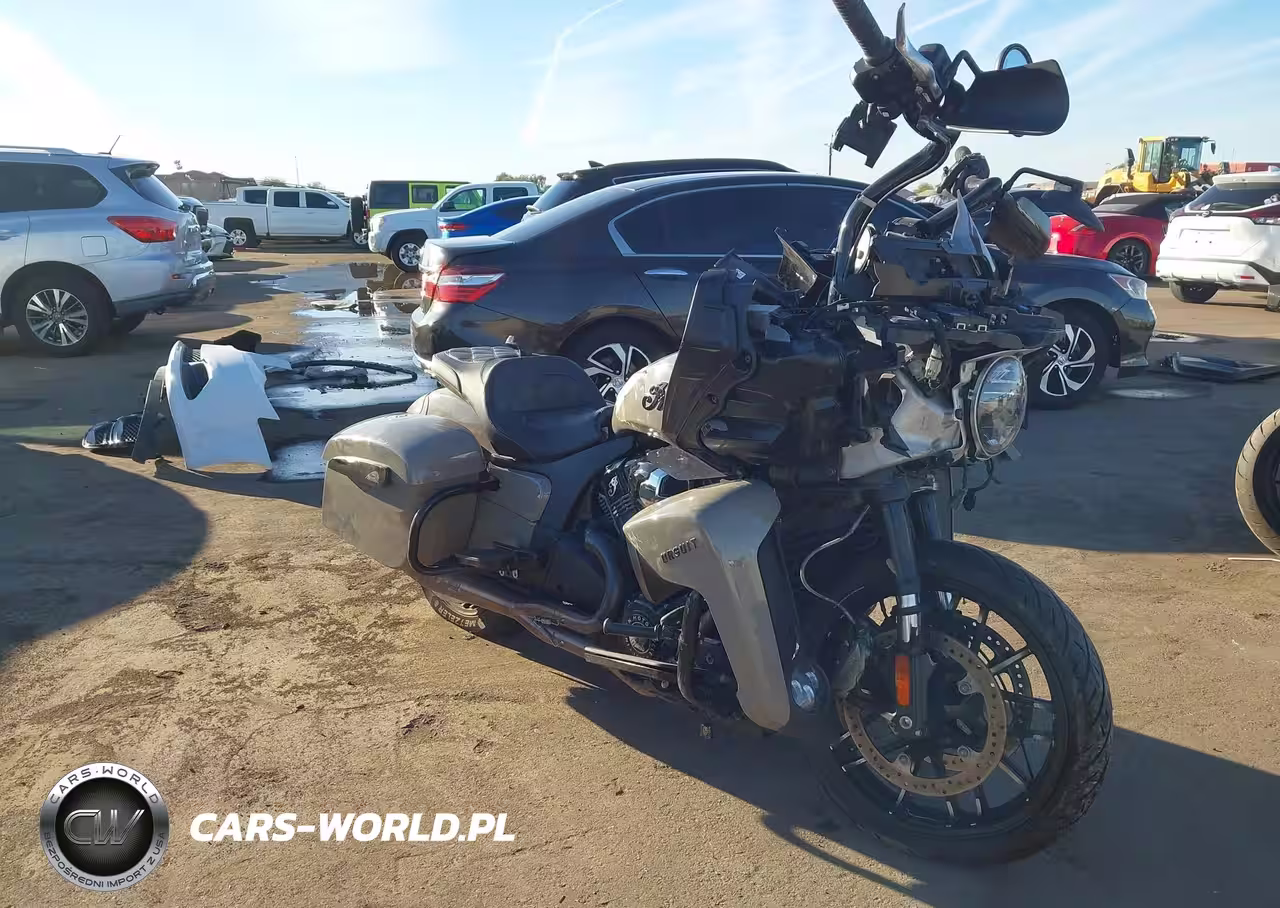 2023 Indian Motorcycle Co. Pursuit Dark Horse With Premium Package