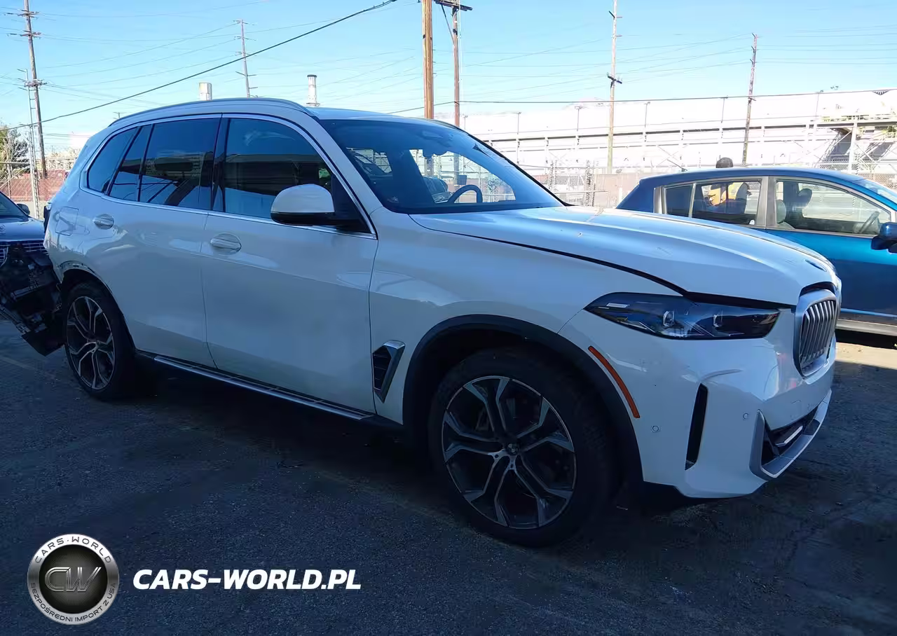 2025 BMW X5 xDrive40I