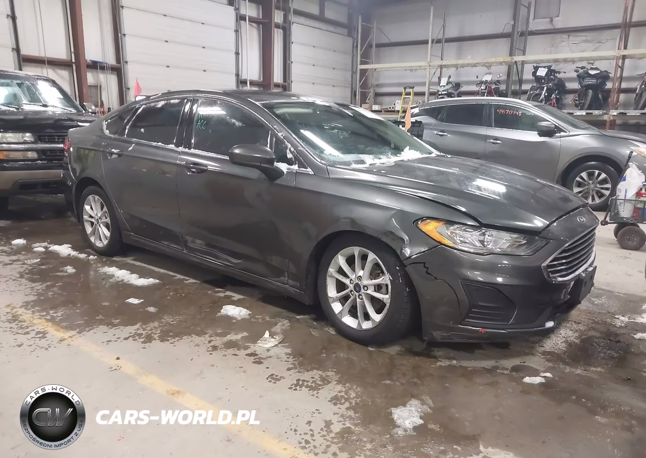 2019 Ford Fusion Hybrid Se – zdjęcie 1 z 19