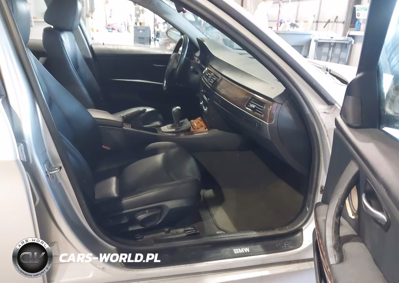 2006 BMW 325Xi VIN:WBAVD135X6KV08901 - 5