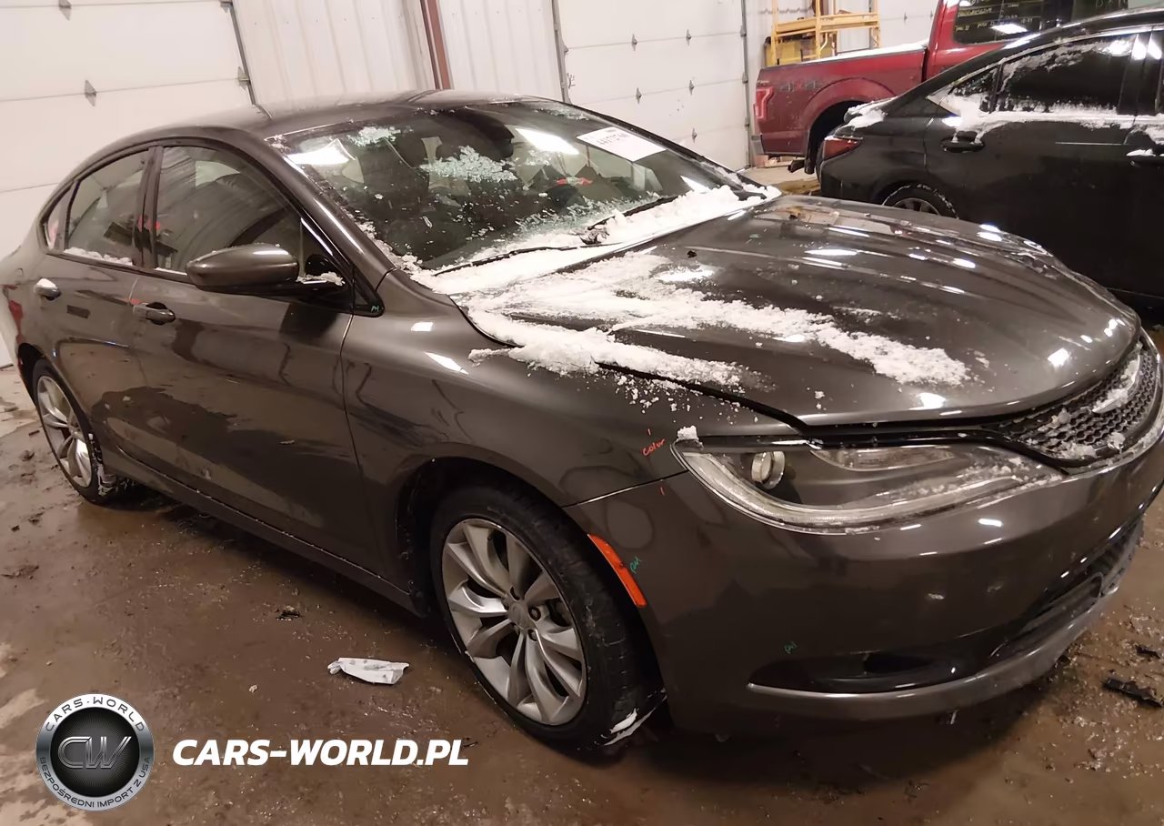 2015 Chrysler 200 S