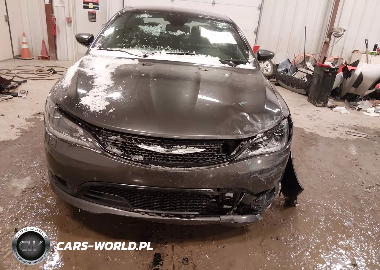 2015 Chrysler 200 S VIN:1C3CCCBB2FN749774 - 6