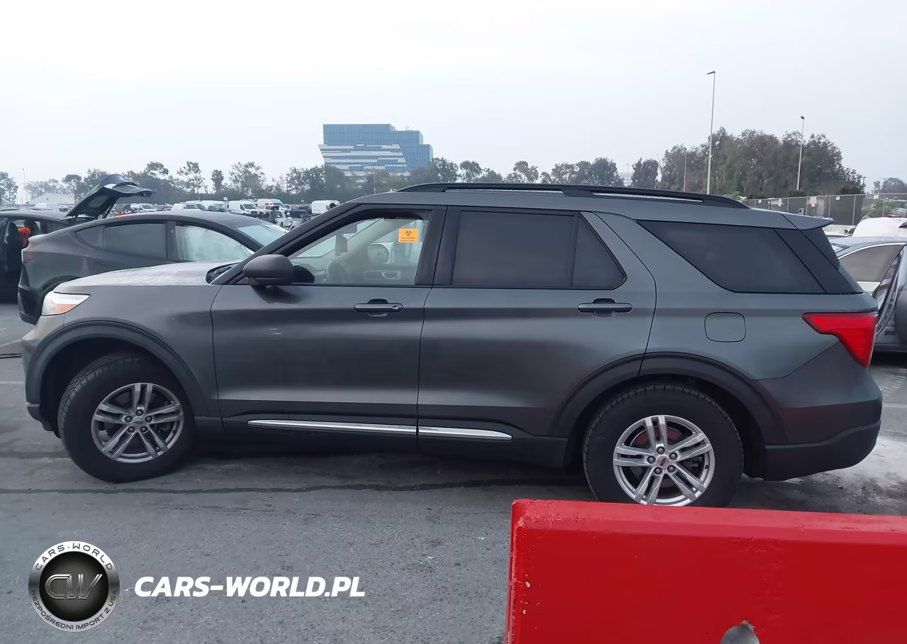 2020 Ford Explorer Xlt VIN:1FMSK8DH4LGA26187 - 13