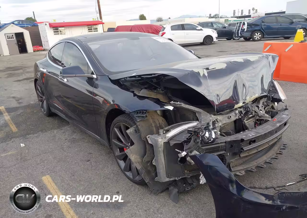 2013 Tesla Model S Performance