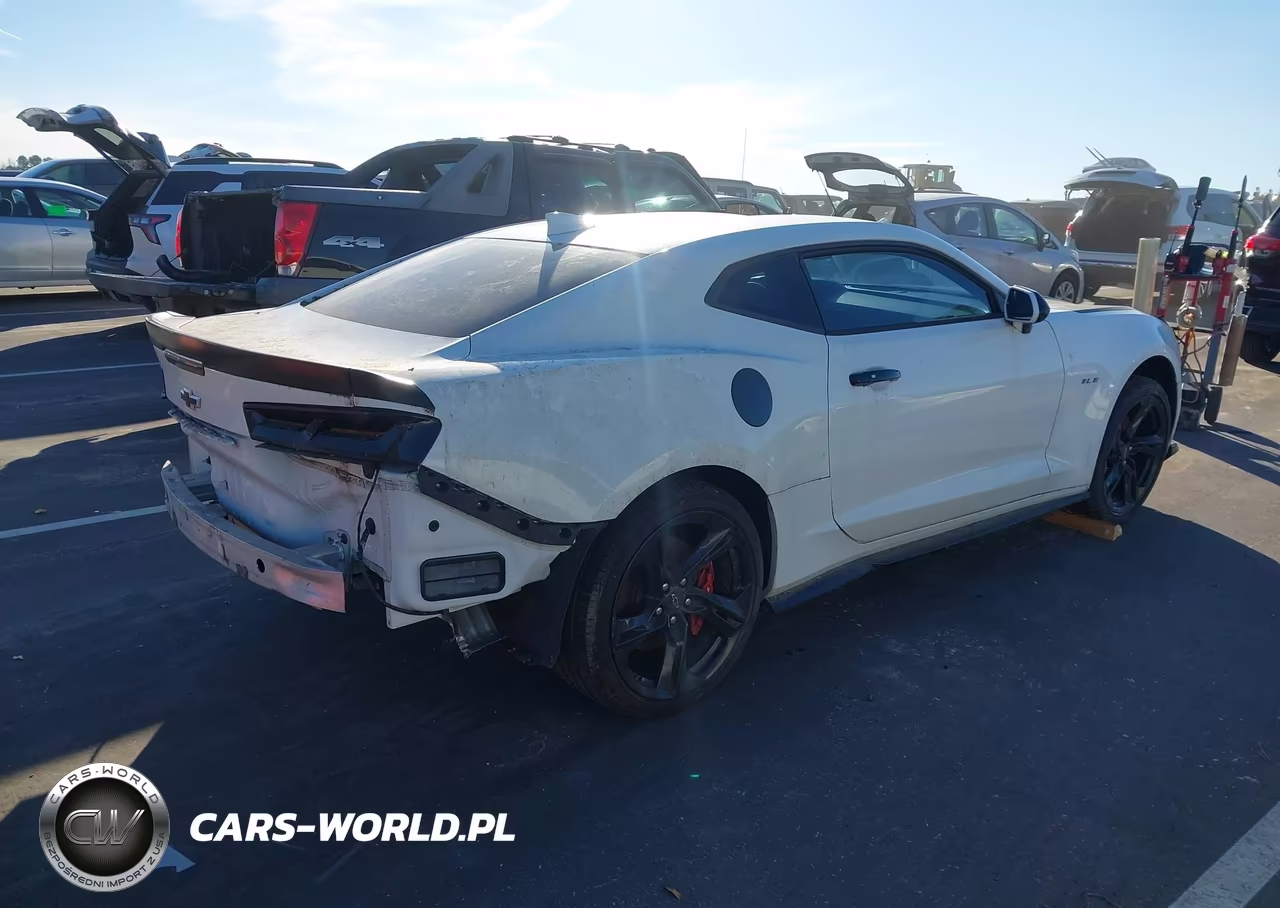 2018 Chevrolet Camaro 1Ss VIN:1G1FE1R78J0146514 - 4