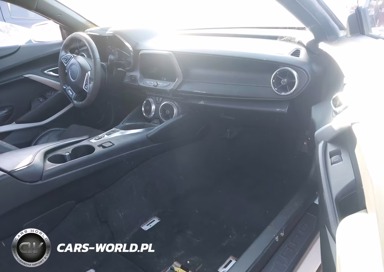 2018 Chevrolet Camaro 1Ss VIN:1G1FE1R78J0146514 - 5