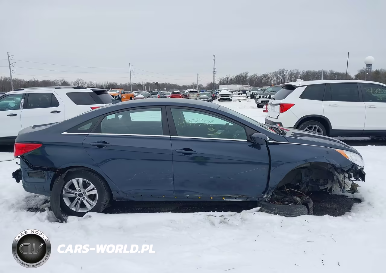 2014 Hyundai Sonata Gls VIN:5NPEB4AC4EH882252 - 13