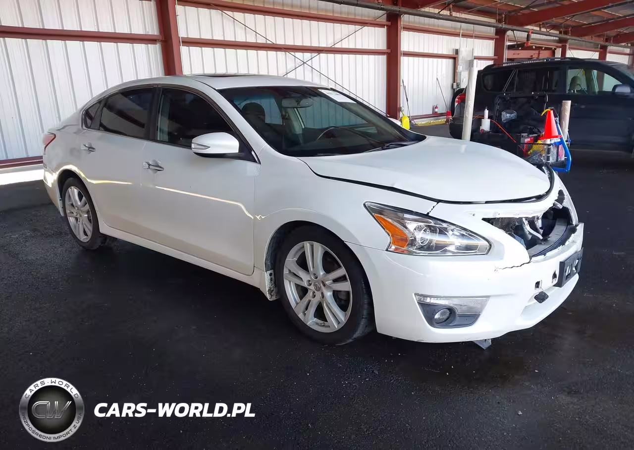 2013 Nissan Altima 3.5 Sv