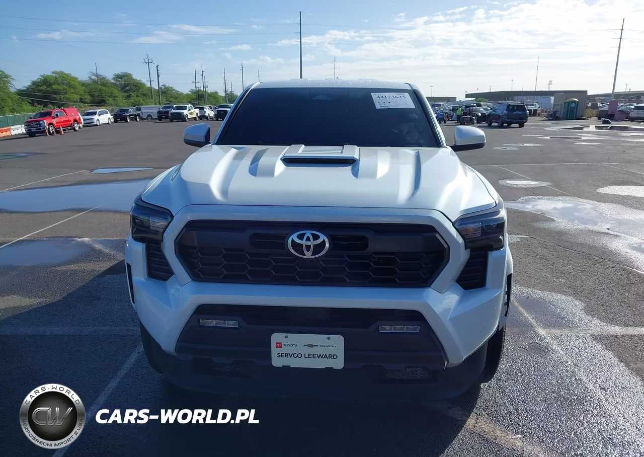 2025 Toyota Tacoma Trd Sport VIN:3TYKB5FN0ST017937 - 13