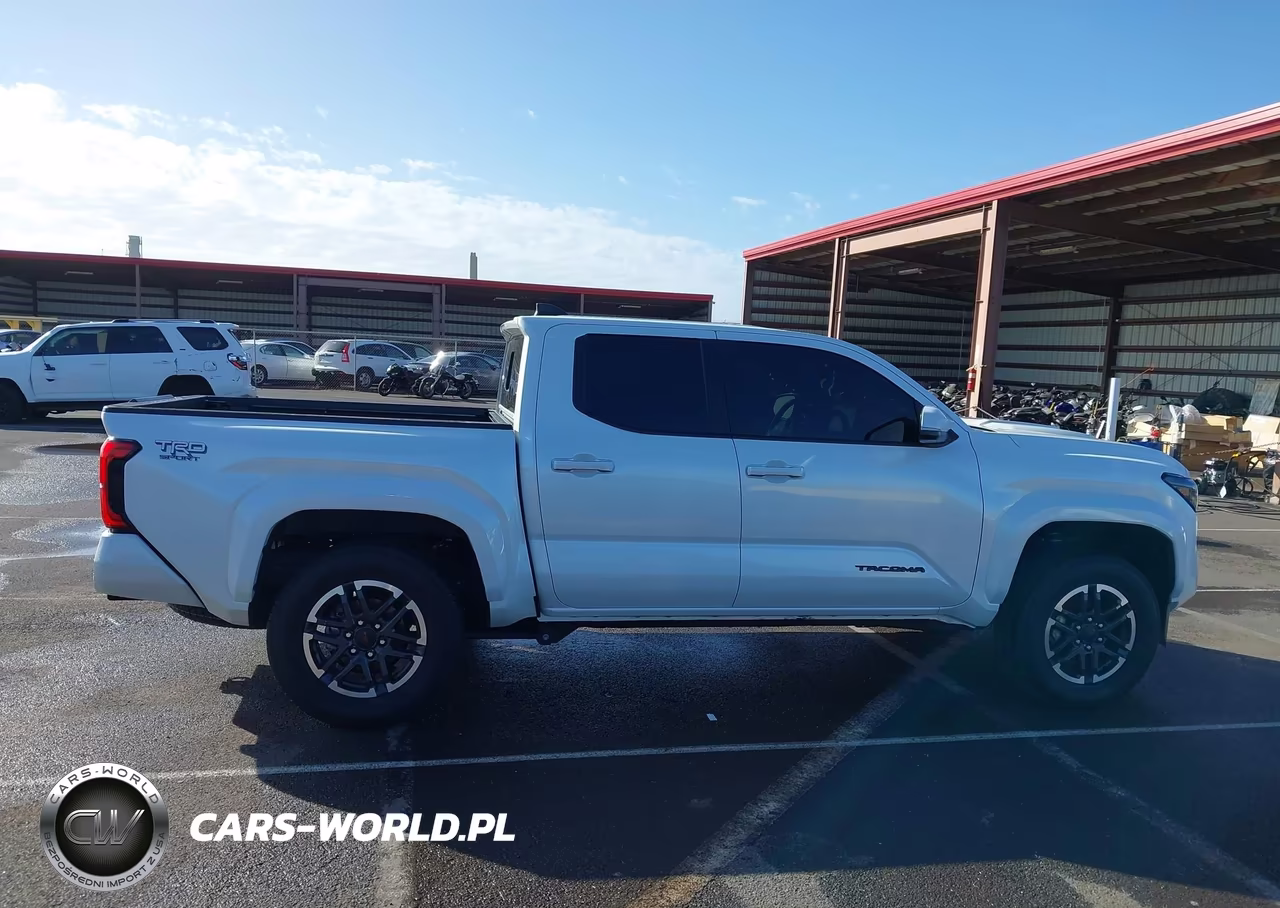 2025 Toyota Tacoma Trd Sport VIN:3TYKB5FN0ST017937 - 14