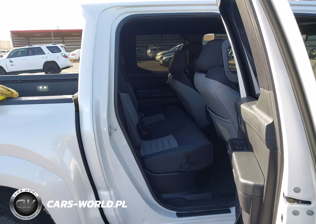 2025 Toyota Tacoma Trd Sport VIN:3TYKB5FN0ST017937 - 8