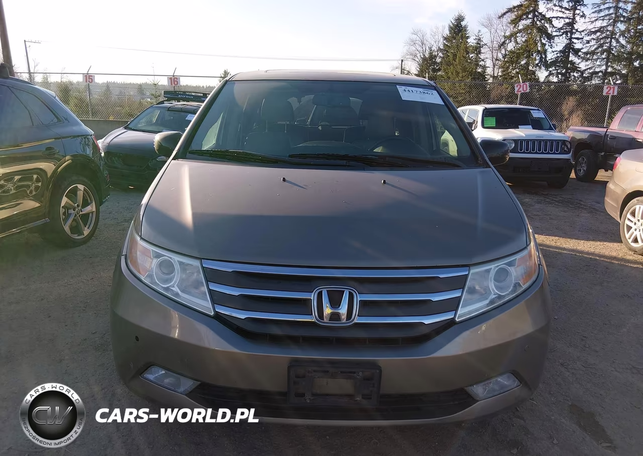 2011 Honda Odyssey Touring-Touring Elite VIN:5FNRL5H90BB041327 - 12