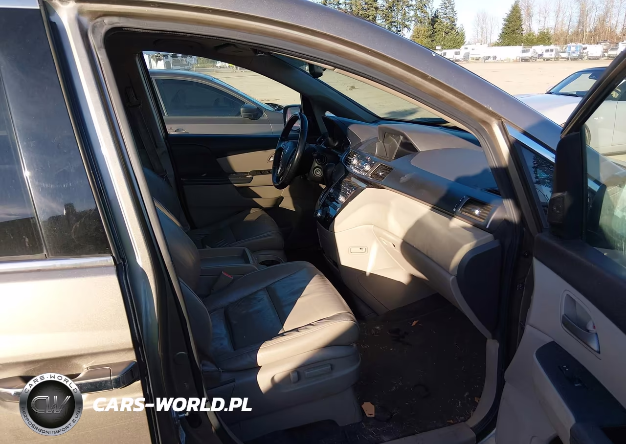 2011 Honda Odyssey Touring-Touring Elite VIN:5FNRL5H90BB041327 - 5