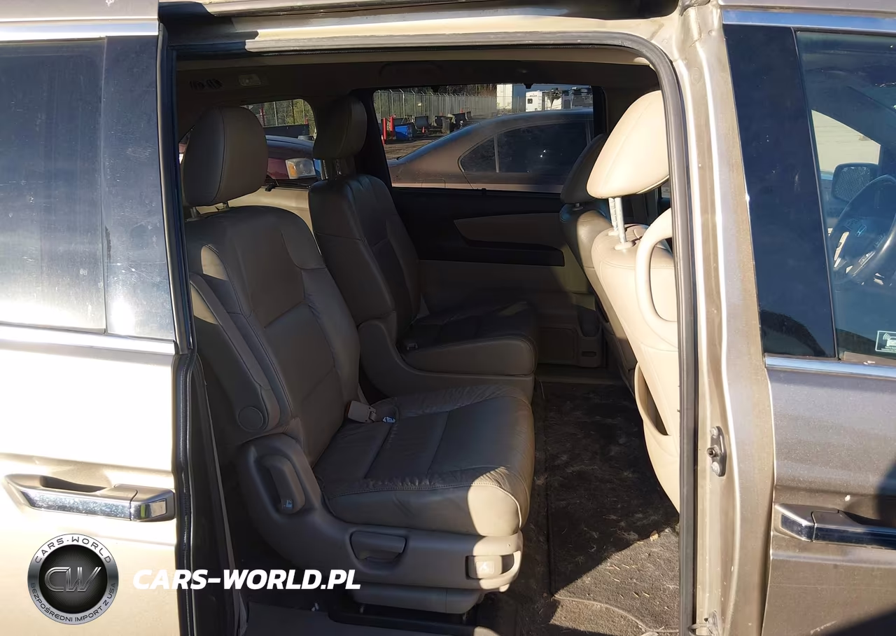 2011 Honda Odyssey Touring-Touring Elite VIN:5FNRL5H90BB041327 - 8
