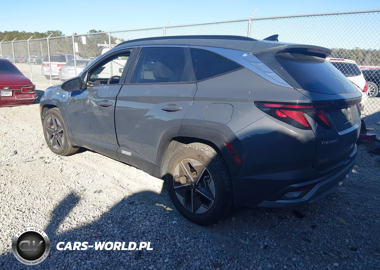 2025 Hyundai Tucson Sel VIN:5NMJB3DE6SH526321 - 3