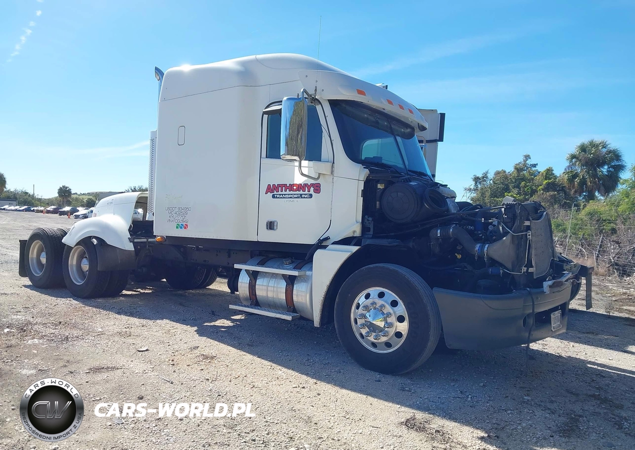 2015 Freightliner Conventional Columbia