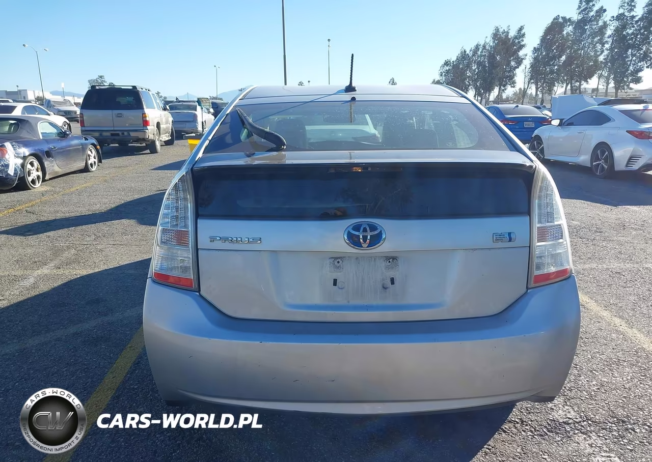 2011 Toyota Prius V VIN:JTDKN3DU7B5315294 - 16
