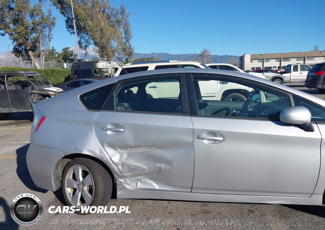 2011 Toyota Prius V VIN:JTDKN3DU7B5315294 - 6