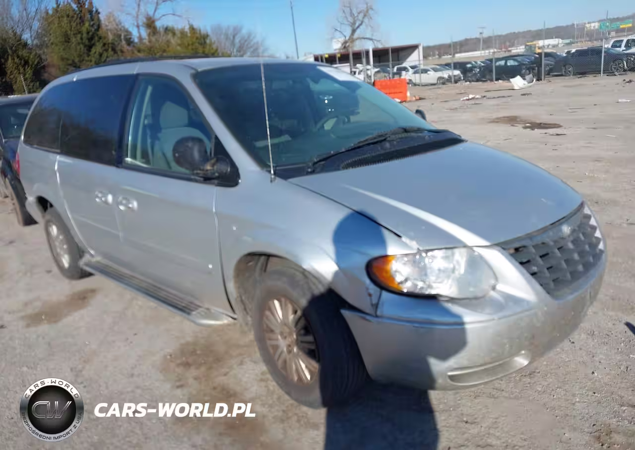 2007 Chrysler Town & Country Lx