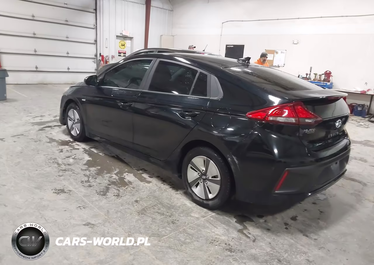 2017 Hyundai Ioniq Hybrid Blue VIN:KMHC65LC3HU025022 - 3